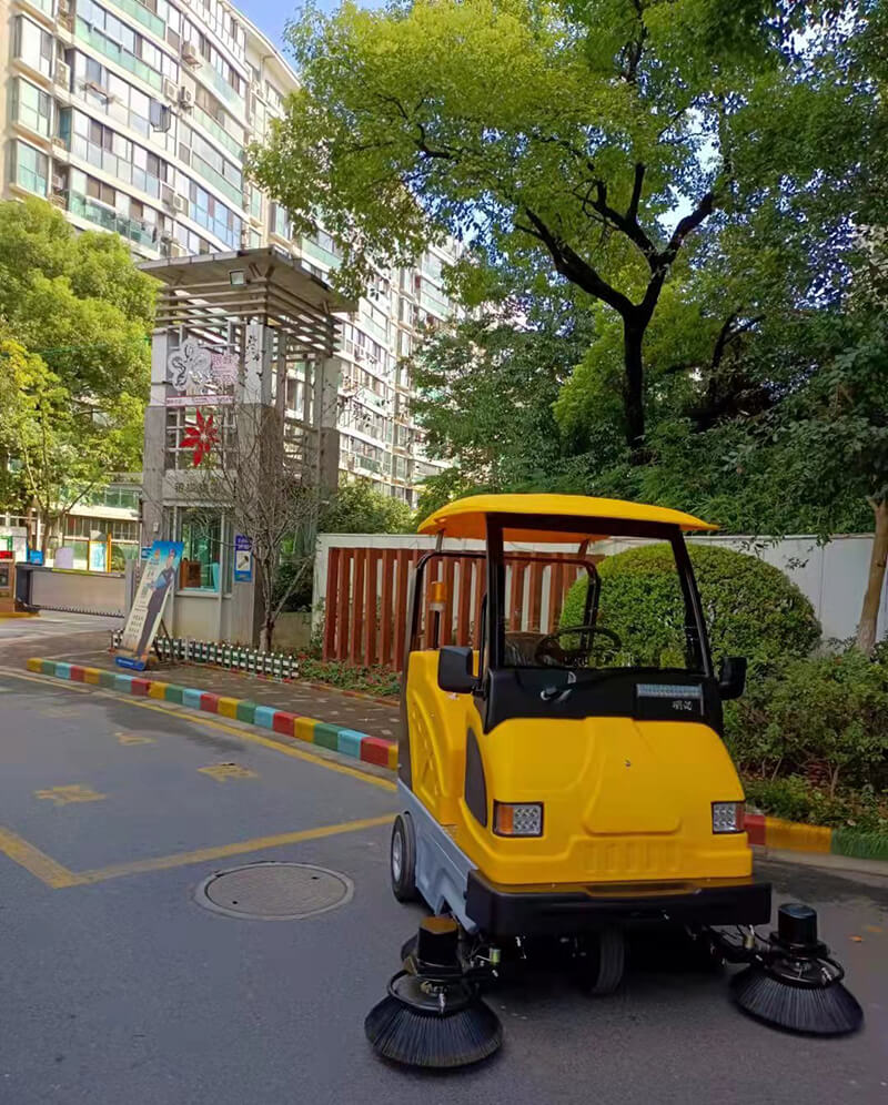 南京銀城物業(yè)銀城東苑1.jpg