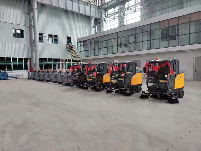 駕駛式掃地車(chē),封閉掃地機(jī),工業(yè)掃地車(chē),小區(qū)掃地車(chē)