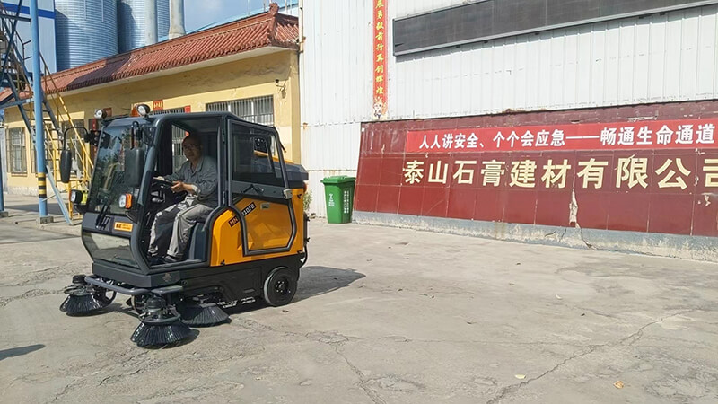 大功率掃地機(jī),建材公司掃地機(jī)